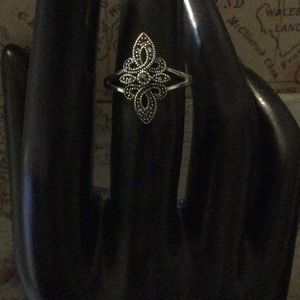 Sterling Silver Unique Fleur de Lis Marcasite Ring